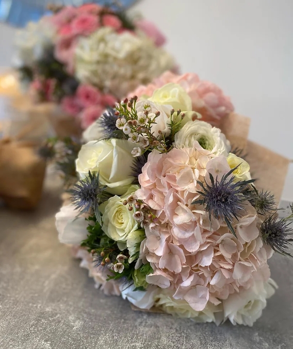 Hand Tied Roses & Hydrangea Bouquet