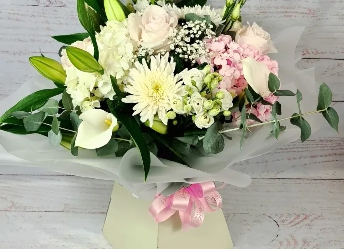 Luxury Hand Tied Bouquet