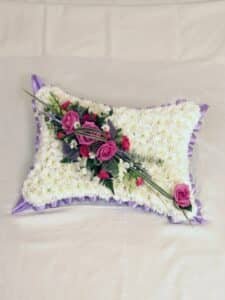 Pillow based in white with ribbon edge, Purple spray